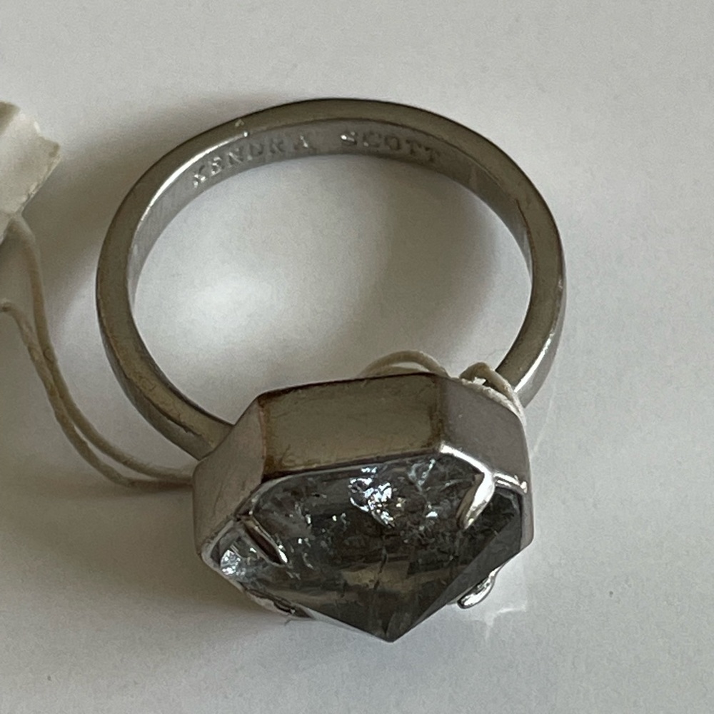 Kendra Scott ring - Picture 4 of 5